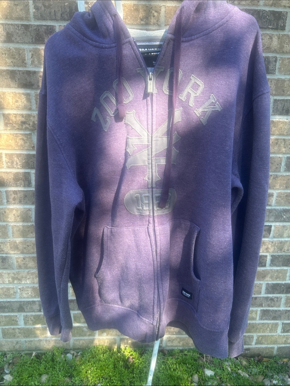 Y2K Zoo York Men's Purple Full-Zip Hoodie